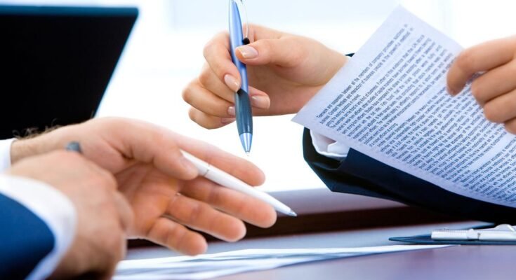 Recruter son premier salarié quand on est soi-même en période probatoire